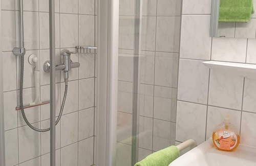 Alt-Betzenhausen Apartment | Apartment Seepark Apartment 3 Black - Apartment Seepark Freiburg
