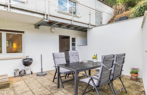 Neusatzeck Apartment | Apartment "Dusamos" with Mountain View, Garden & Wi-Fi