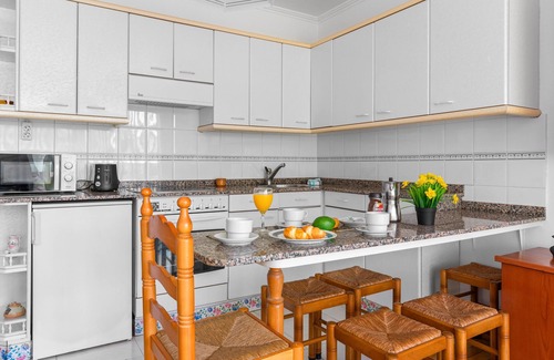 Figueras (Castropol) Apartment | Apartment 'El Indiano' with Balcony