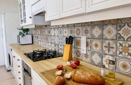 Sant Jaume d'Enveja Apartment | Apartment 'El Mirador' with Sea View, Wi-Fi and Air Conditioning