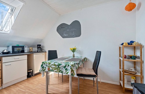Buende Apartment | Apartment 'Elseaue' with Private Garden and Wi-Fi