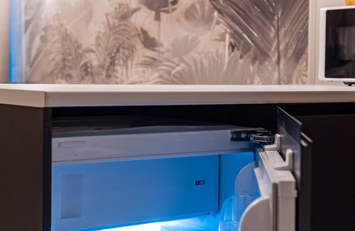 Poblats Maritims Apartment | Apartment 'Era Deluxe Oasis 2 Near the Beach' with Wi-Fi and Air Conditioning
