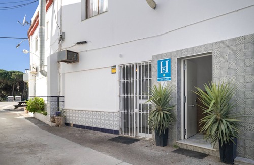 Barrio Nuevo Apartment | Apartment '104' with Wi-Fi and Air Conditioning