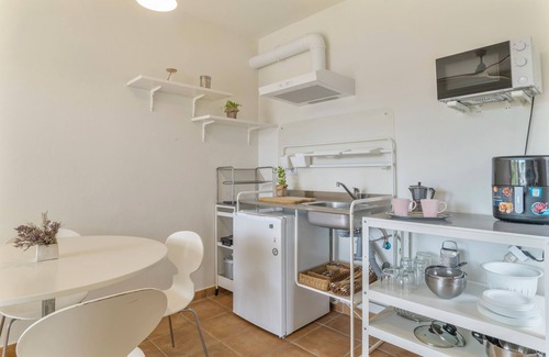 Barrio Nuevo House | Apartment 'Disfrutones' with Private Terrace, Private Garden and Wi-Fi