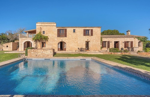 Ses Salines Apartment | Apartment 'Es Turo de Menorca' with Pool, A/C and Wi-Fi