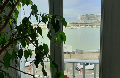 Le Treport Apartment | Apartment facing the sea