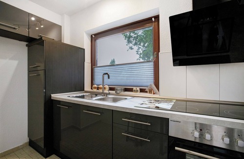 Kauslund Apartment | Apartment 'Ferienwohnung Mürwik' with Shared Garden, Balcony and Wi-Fi