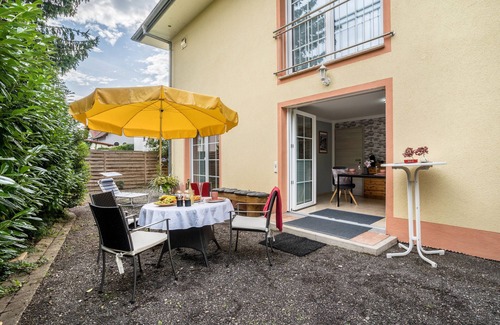 Mahlberg Apartment | Apartment 'Ferienwohnung For Two' with Private Terrace, Private Garden and Wi-Fi