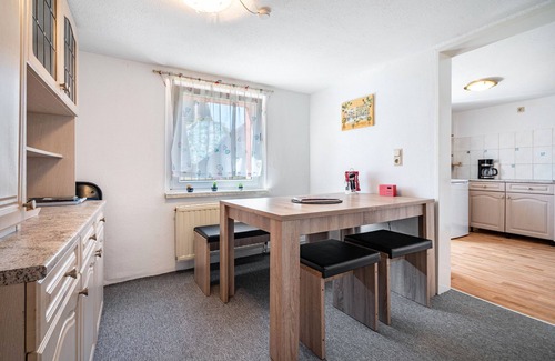Mirow Apartment | Apartment 'Fewo Bauer Mecke' with Shared Garden
