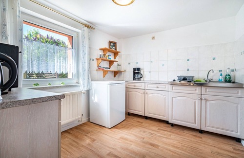 Mirow Apartment | Apartment 'Fewo Bauer Mecke' with Shared Garden