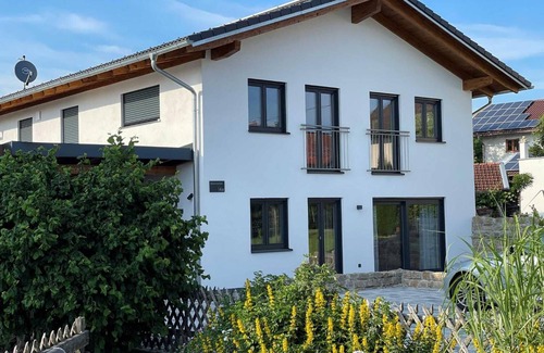Traunreut Apartment | Apartment 'Fewo Matzing - Beim Gartner' with Private Terrace, Shared Garden and Wi-Fi