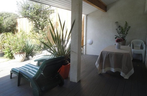 Hourtin-Plage Apartment | Apartment for 4 people in private property