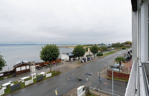 Laboe Apartment | Apartment 'Förde-Traumblick 2' with Sea View, Balcony and Wi-Fi