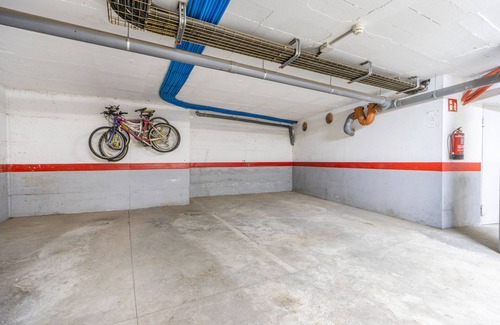 Sort Apartment | Apartment 'Garrota' with Mountain Views, Balcony, and Wi-Fi