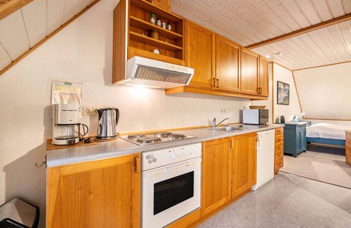 Rodenas Apartment | Apartment 'Gartenwohnung' with Shared Garden and Wi-Fi