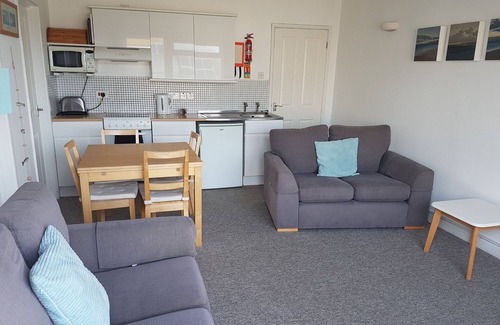 Hayle Apartment | Apartment