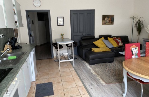 Villefort Apartment | Apartment 'Gîte Des Voyageurs' with Mountain View, Private Terrace and Wi-Fi