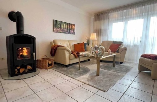 Aarbergen Apartment | Apartment GoodTimes, ground floor, 2 x 50" TV, Netflix, south-facing terrace w. Access to the parking lot