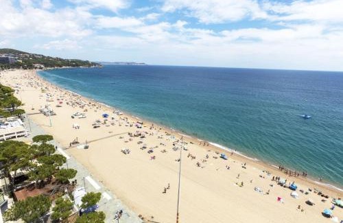 Platja d'Aro Apartment | Apartment Groc by Interhome