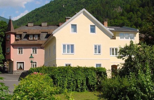 Obervellach Apartment | Apartment ground floor no. 3 - house Pleterski