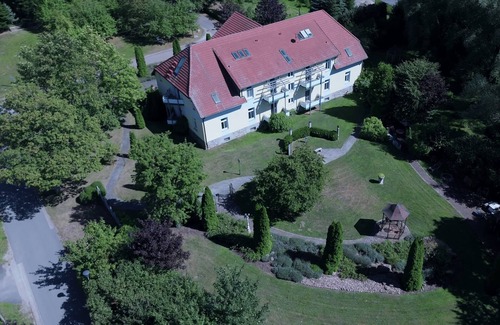 Muritz Apartment | Apartment 'Gutsherr 13' with Shared Garden and Wi-Fi