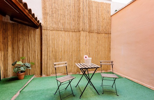 La Trinidad Apartment | Apartment 'Home Trinidad' with Private Terrace, Wi-Fi and Air Conditioning