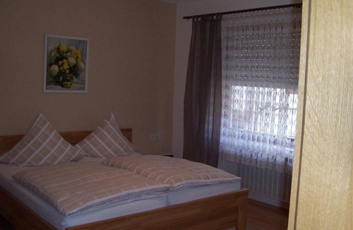 Uerzig Bed & Breakfast | Apartment - Hotel Garni Gerlach