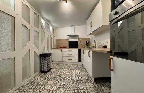 Ecommoy House | Apartment in Écommoy near Le Mans Circuit