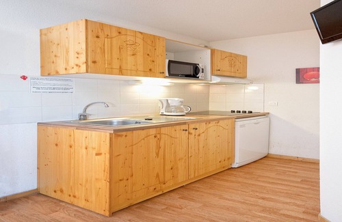 Orelle Apartment | Apartment in 3 Vallées with Pool & Sauna