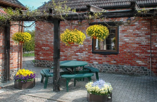 Zakrzewo Cottage | Apartment in a stylish house in the countryside - 5 km from the sea