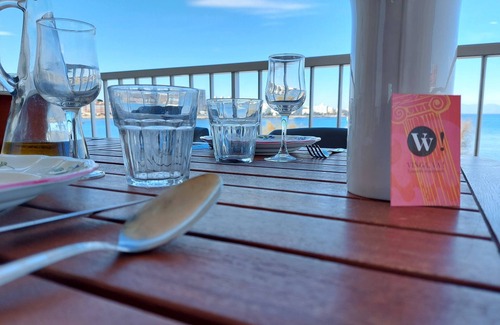 Pedrinya Apartment | Apartment in an exceptional location with sea view!