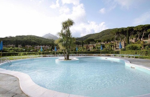 Bagnaia Apartment | Apartment in Bagnaia near Gulf of Portoferraio