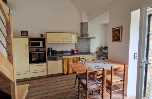 Guiclan House | Apartment in Brittany near Sandy Beaches