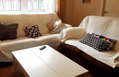 Cadiz Condo | Apartment in Cádiz. La beach victoria