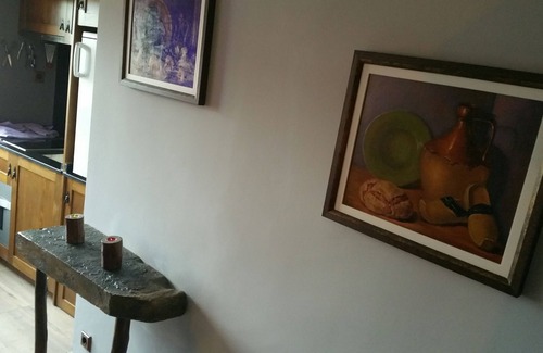 Borreda Condo | Apartment in center Borredà 4 places. Spectacular Rustic Design. Mountain views