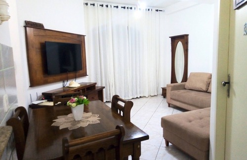 Bracui Apartment | Apartment in condominium with pool and beach