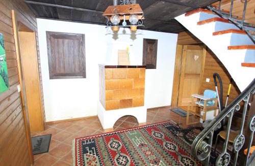 Fresach House | Apartment in Fresach near Ski Slopes & Lake