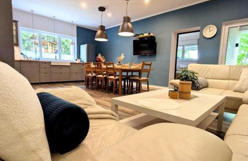 West Pomeranian Voivodeship Apartment | Apartment in Ko obrzeg near Sandy Beach