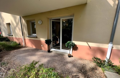 Pin - Vert Galant Apartment | Apartment in Le Mans near Antarès