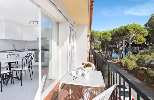 Llafranc Apartment | Apartment in Llafranc near Sandy Beach