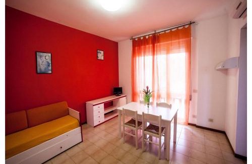 Luni Mare Apartment | Apartment in Luni mit Balkon