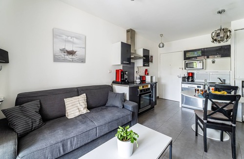 La Ciotat Apartment | Apartment in luxury residence with swimming pool