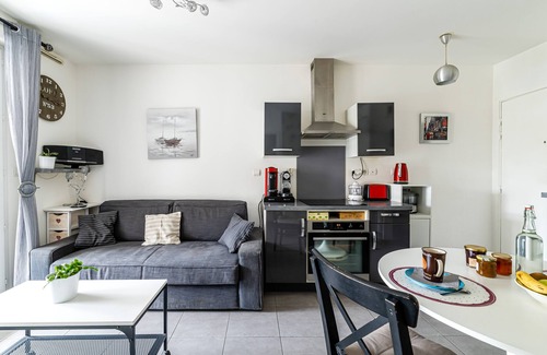 La Ciotat Apartment | Apartment in luxury residence with swimming pool