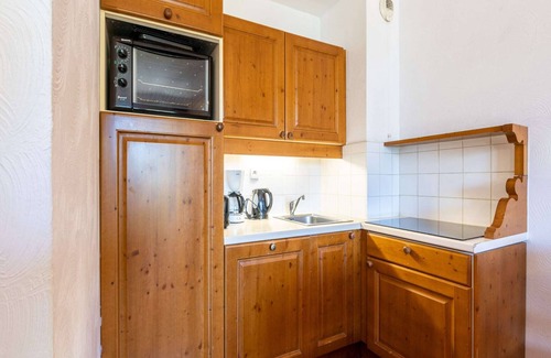 Valfrejus Apartment | Apartment in Modane with Ski Slope Access