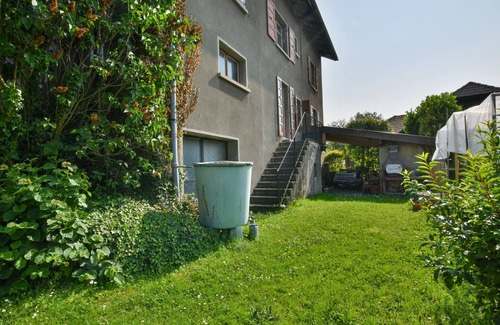 Neuvecelle Apartment | Apartment in Neuvecelle with balcony, parking and lake view