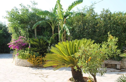 Modica Apartment | Apartment in private cottage with garden and privat Pool