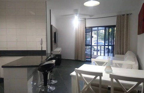 Vila Clais Apartment | Apartment in the center of Bertioga 100mts from the beach