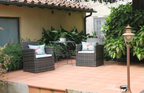 Lucca Historical Center Apartment | Apartment in the center of Lucca with private courtyard