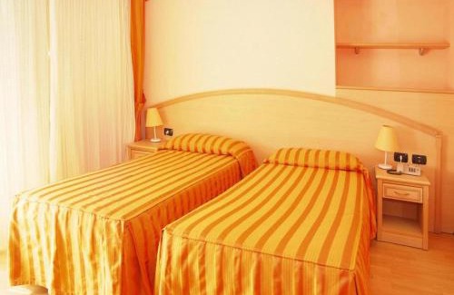 Baveno Apartment | Apartment in the Residence dei Fiori, Baveno