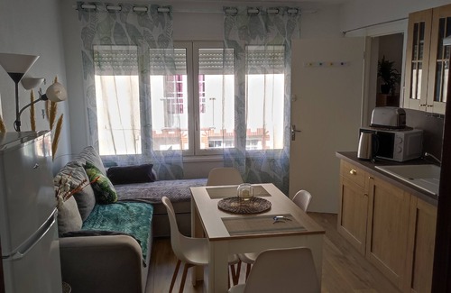 Le Barcares Apartment | Apartment in the town center, 80 metres from the beach